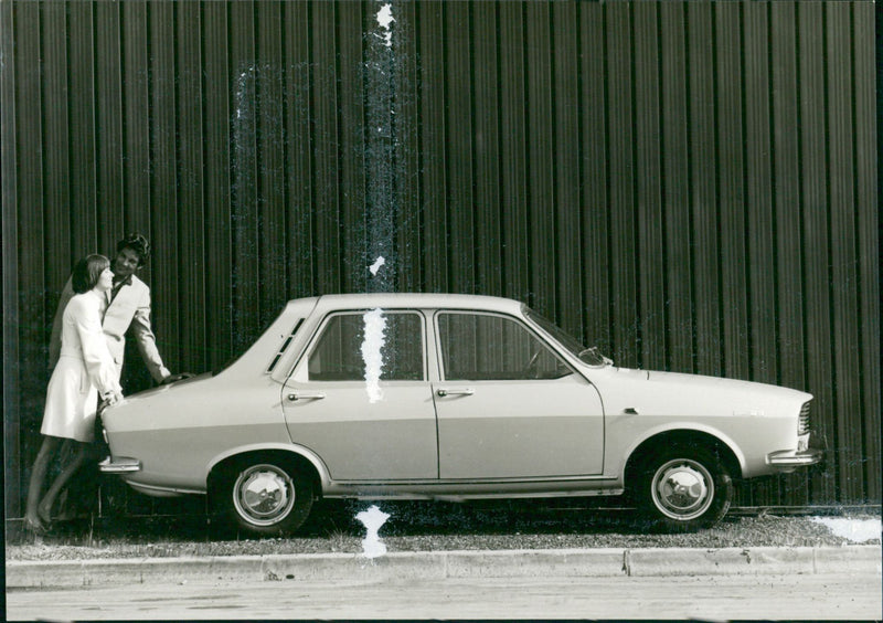 Renault 12 - Vintage Photograph