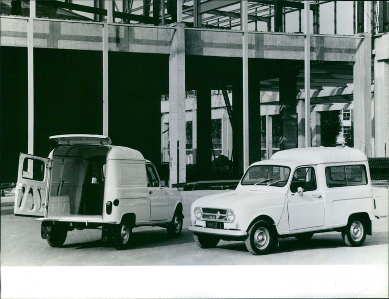 Renault 4 Cargo - Vintage Photograph