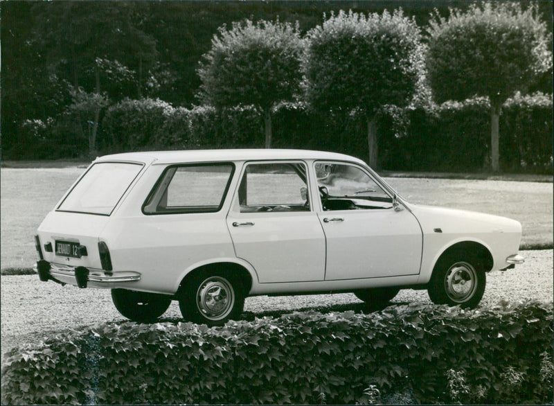 Renault 12 Variable - Vintage Photograph