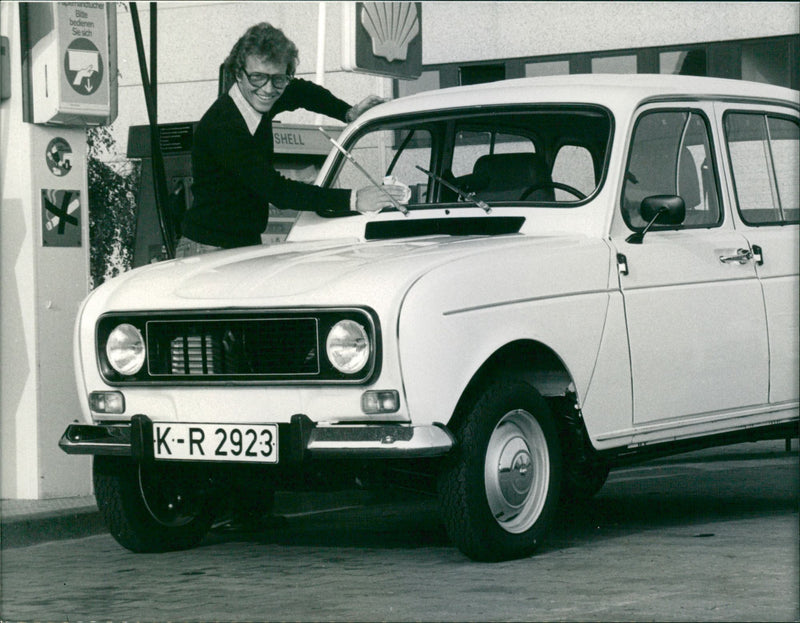 1978 Renault 4 GTL - Vintage Photograph