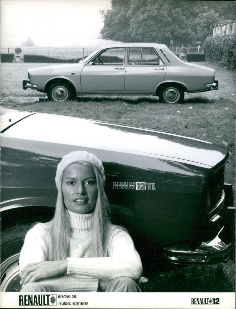 Renault 12 - Vintage Photograph