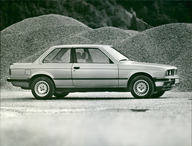 BMW 3-Series - Vintage Photograph