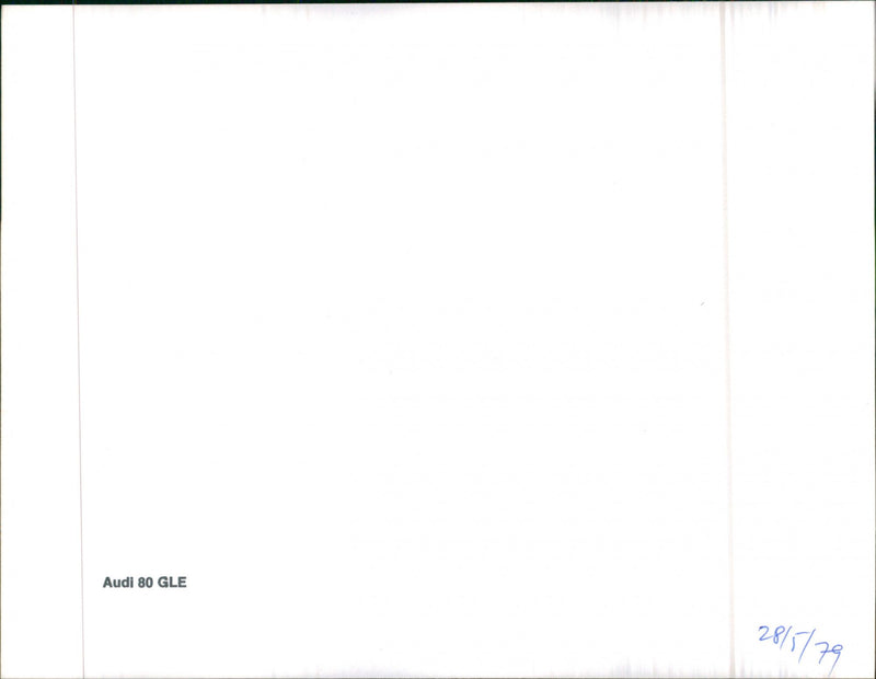 Audi 80 GLE - Vintage Photograph