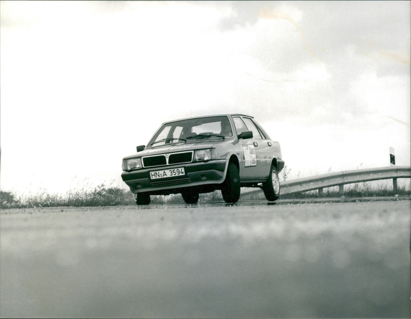 Lancia Prisma 1600 - Vintage Photograph