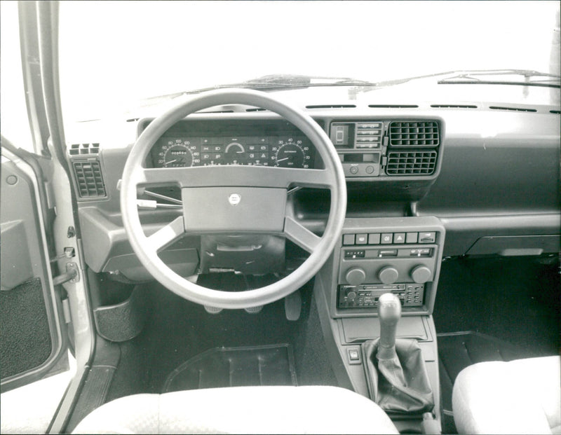 Lancia Prisma 1600 - Vintage Photograph