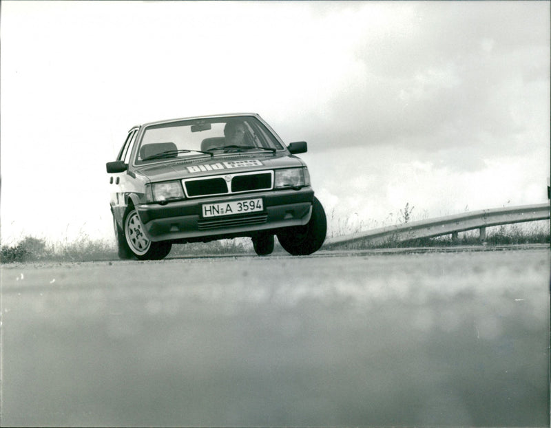 Lancia Prisma 1600 - Vintage Photograph