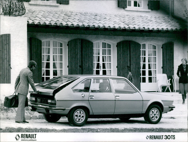 Renault 30 TS - Vintage Photograph