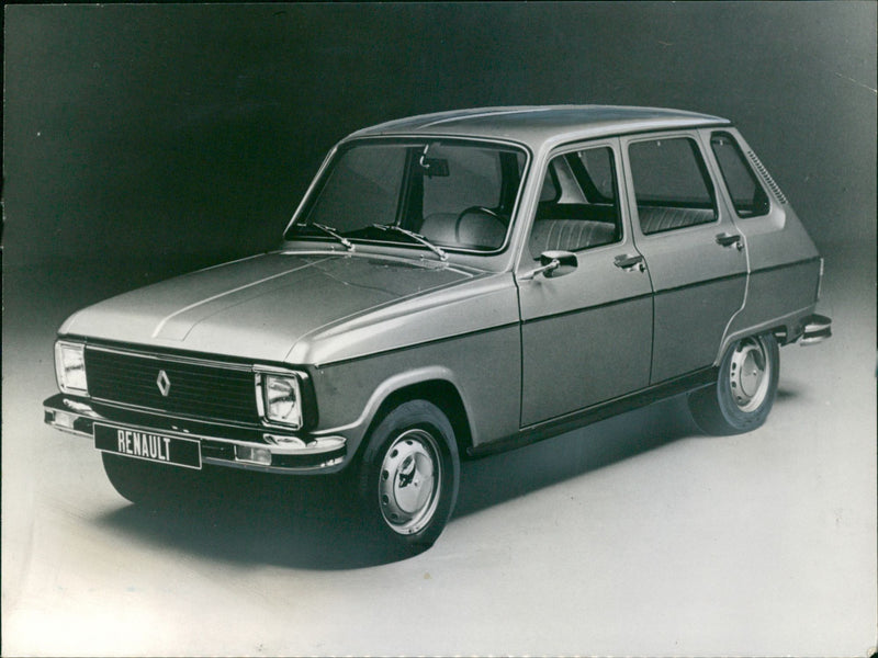 1974 Renault 6 - Vintage Photograph