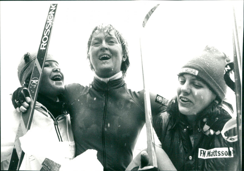 Ann-Catrine K, Karin L & Åsa M - Vintage Photograph