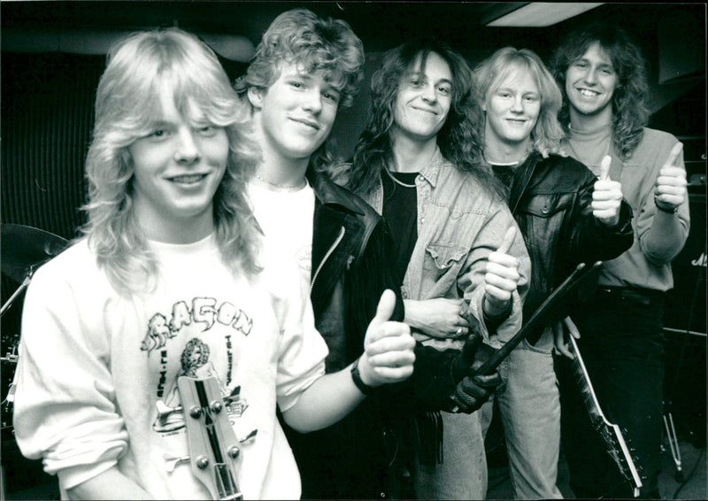 GOUPS MUSIC GAME JUUS EUPPE DOCKBAND USIK BJUHOLT MACOS HAG LEIF JANSSON - Vintage Photograph