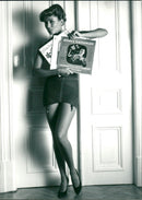 1950 MODE CLADER DOWN BELT FASHION MPS DEPP BROTHEL UNDERCARRIAG CONCERT - Vintage Photograph