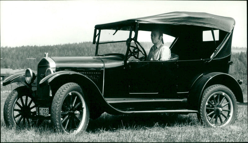 Veteranbil - Vintage Photograph