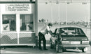 1988 ALL APPLE RINAL TRI JULY ROAGODET ARCHIVE MURDER CARS CONTROL MANGUNERS NUTS - Vintage Photograph