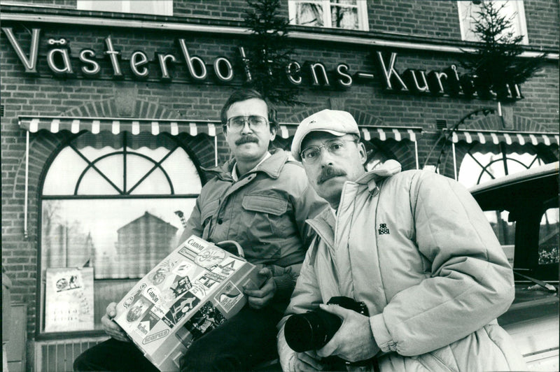 TAU AND FANUE BENNY WIND OLOFSSON LOLO STIEGLER ILE DEE - Vintage Photograph