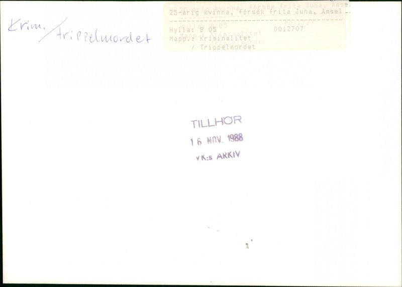 1988 TRIPLE WOMAN SHELF FREE ARCHIVE JUHA MURDER AMSEL TRIAL ANGRY MAPPI AWARD - Vintage Photograph