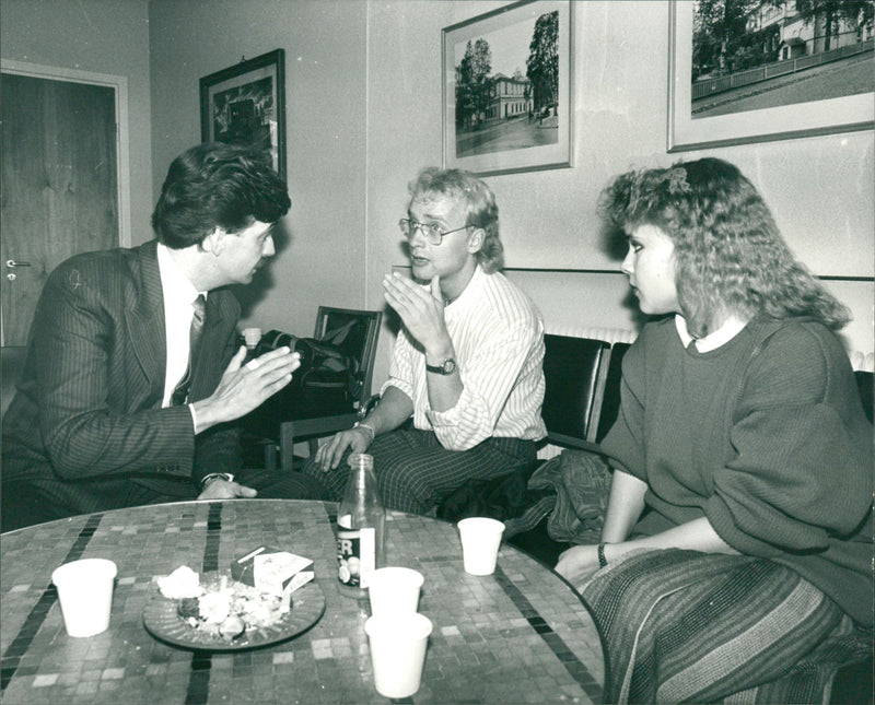 1988 TRIPLE MARITA GANG TWIN SISTER ARCHIVE MURDER OVK UMEA TRI ROTH - Vintage Photograph