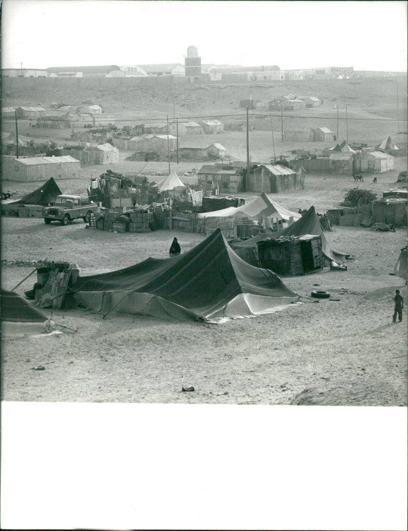 En vy av tält från Västsaharas huvudstad al-Ayun - Vintage Photograph