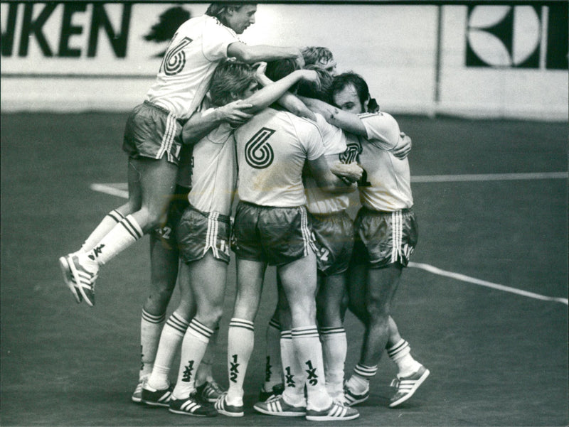 Football: Hallsvenskan 1983 - Vintage Photograph