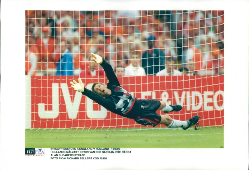 Edwin van der Sar - Vintage Photograph