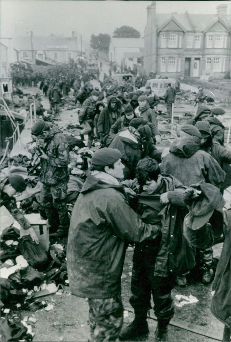 K.R.I.S Falklandskriget - Vintage Photograph