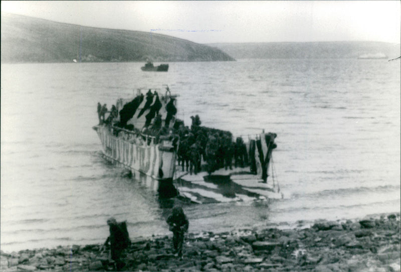 K.R.I.S Falklandskriget - Vintage Photograph