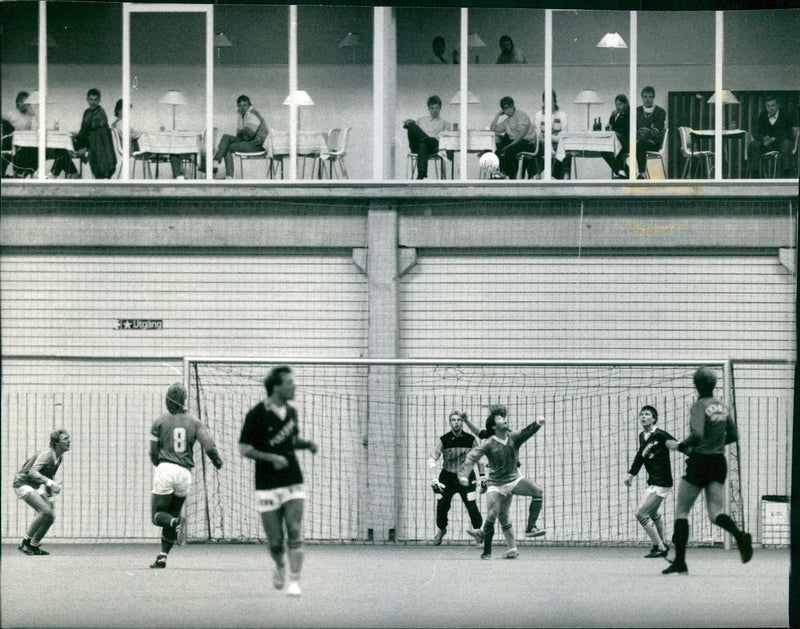 Football: Hallsvenskan 1987. AIK - Eskilstuna - Vintage Photograph