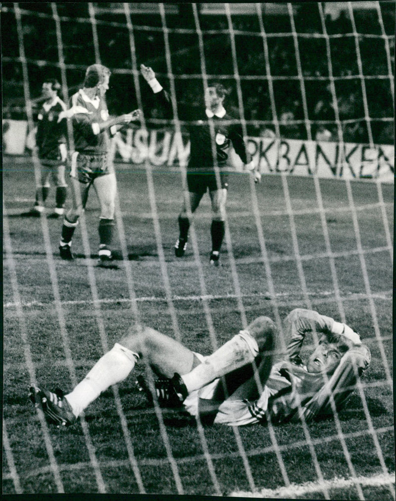 European Championship qualifier Sweden-Switzerland 2-0. Goalkeeper Martin Brunner was hit in the head by unknown object during the match - Vintage Photograph