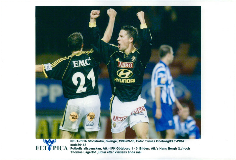 Football All Swedish AIK - Gothenburg. AIK's Hans Bergh and Thomas Lagerlöf are cheering - Vintage Photograph