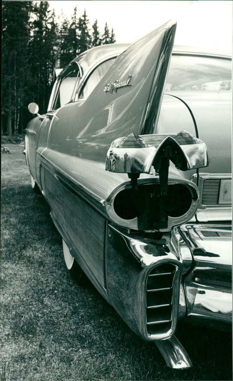 Cadillac Fleetwood Sixty special -58 - Vintage Photograph