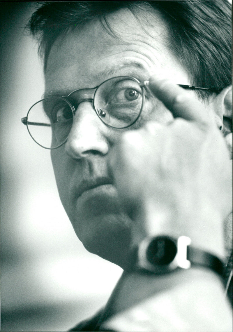 ARTISTS SHELF WIKSTROM STUDENTS KRISTINA WESTROM ART SAHLIN NEG FOLDER UME - Vintage Photograph