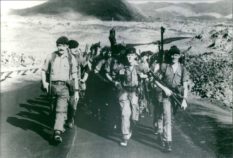 K.R.I.S Falklandskriget - Vintage Photograph