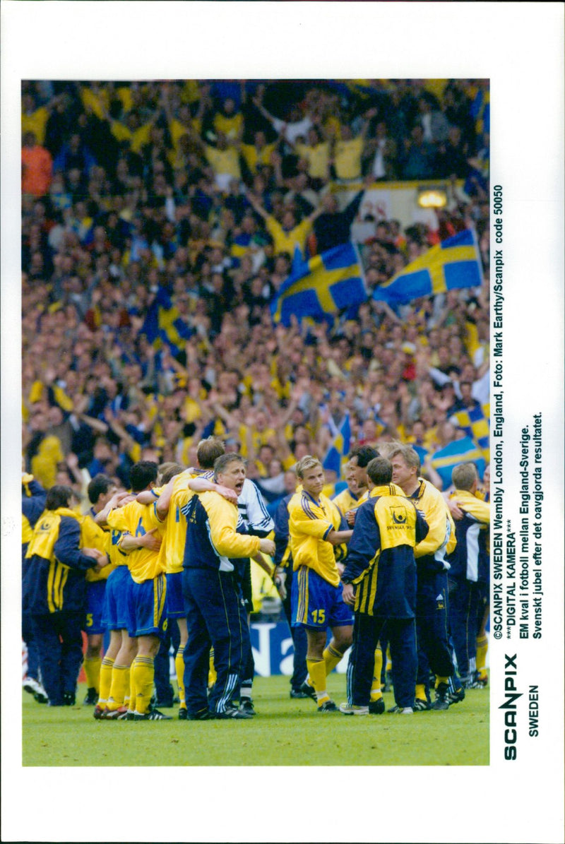 European Championship qualifiers in football between England-Sweden. Swedish cheer after the pending result in Wembley - Vintage Photograph