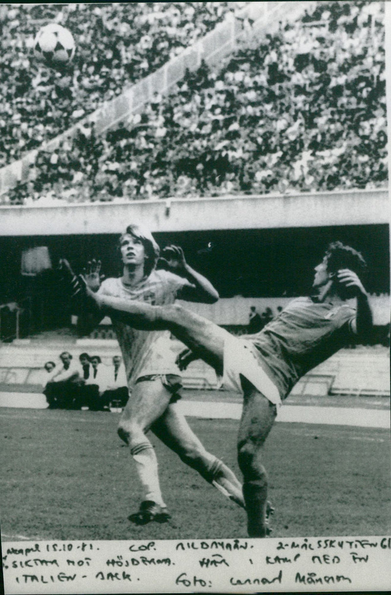 European Championship qualifier Sweden-Italy. - Vintage Photograph