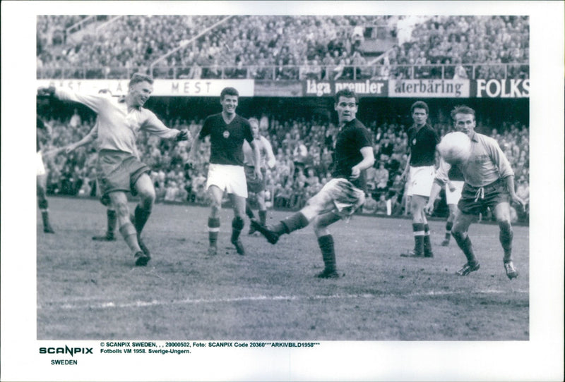 Soccer World Cup 1958. Sweden-Hungary - Vintage Photograph