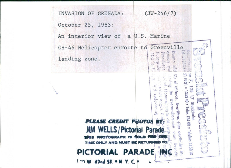 Amerikanska soldater i en CH-46 helikopter - Vintage Photograph