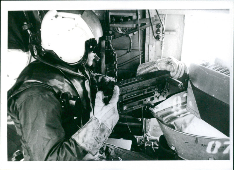 Interiör i en Amerikansk helikopter från CH-46 - Vintage Photograph