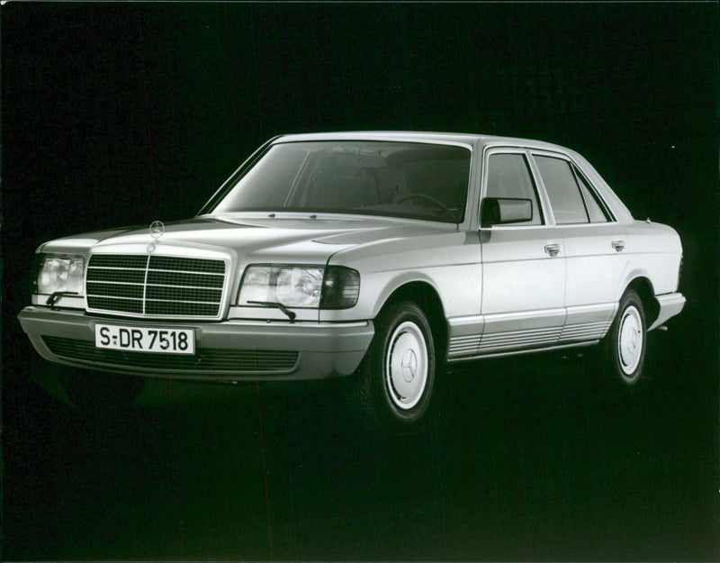 Mercedes-Benz 280 - Vintage Photograph