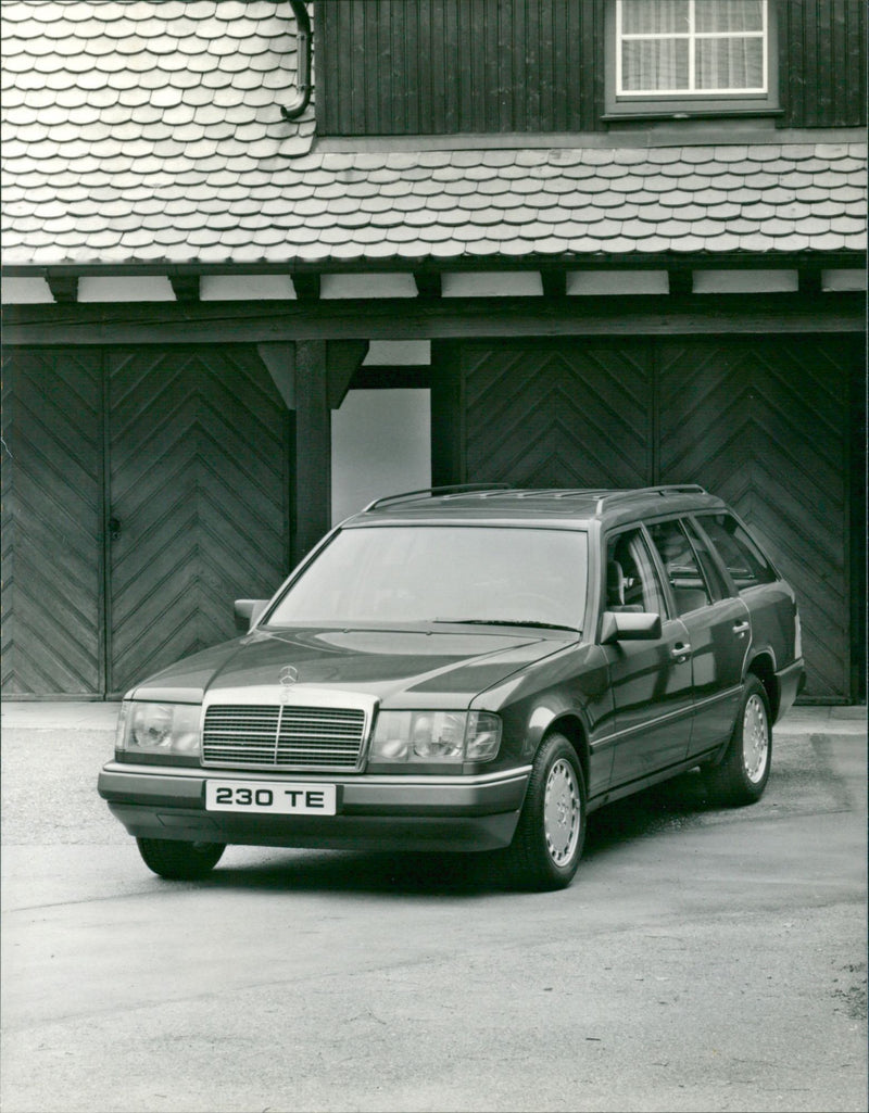 Mercedes-Benz T-series - Vintage Photograph