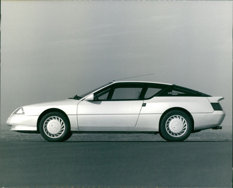 Renault Alpine V6 Turbo - Vintage Photograph