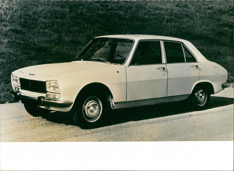 Peugeot 504 1968 - Vintage Photograph