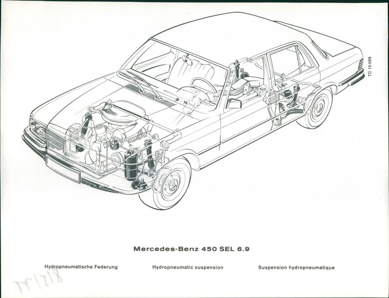 Mercedes-Benz 450 SEL 6.9 - Vintage Photograph