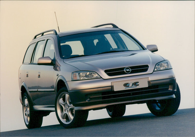 Opel City Trekking Concept - Vintage Photograph
