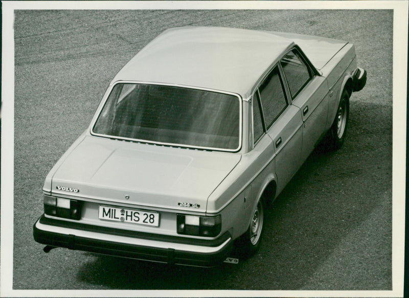 Volvo 244 GL - Vintage Photograph