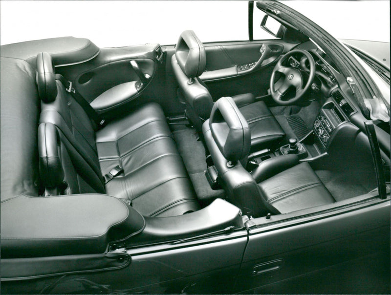 1993 Opel Astra Cabrio 2.0i - Vintage Photograph