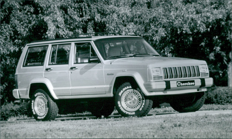 Chrysler 1995 - Vintage Photograph