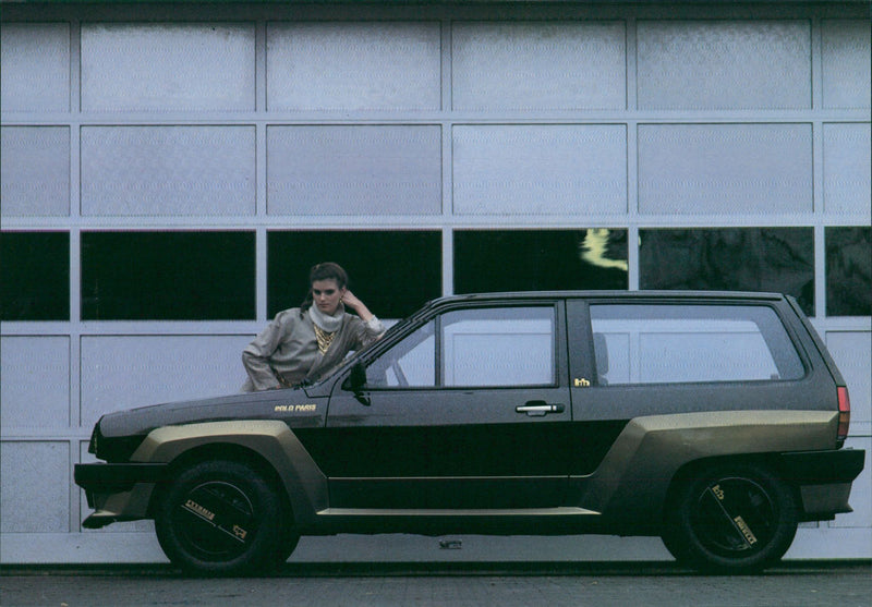 VW Polo Paris BB - Vintage Photograph