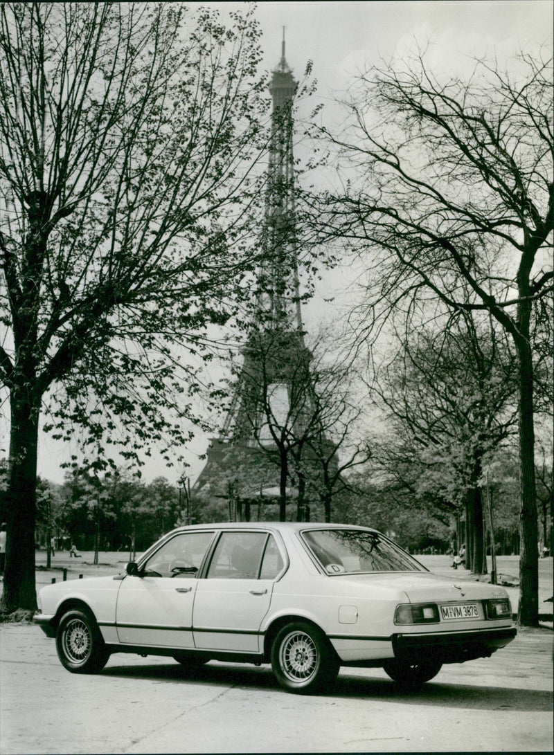1980 BMW 745i - Vintage Photograph