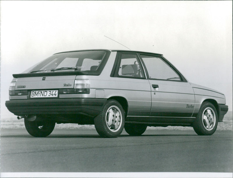 1984 Renault 11 Turbo - Vintage Photograph