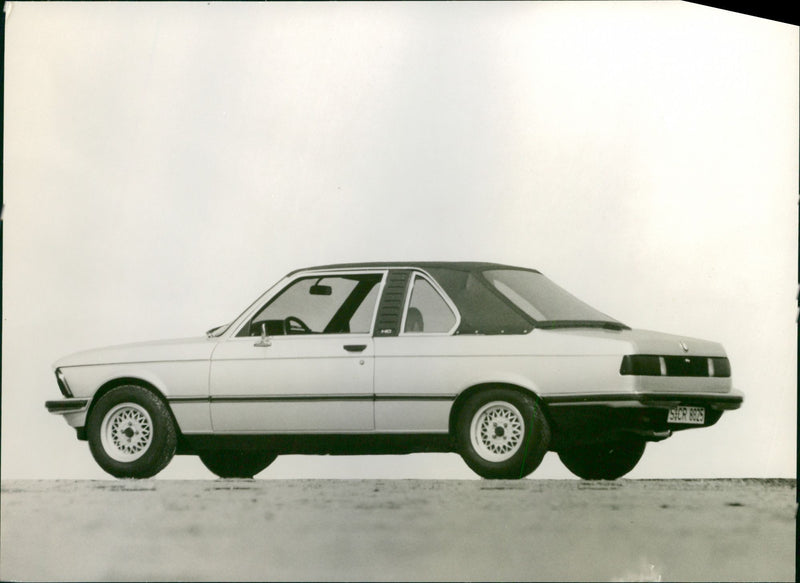 Baur hardtop convertible based on the BMW 3 Series - Vintage Photograph