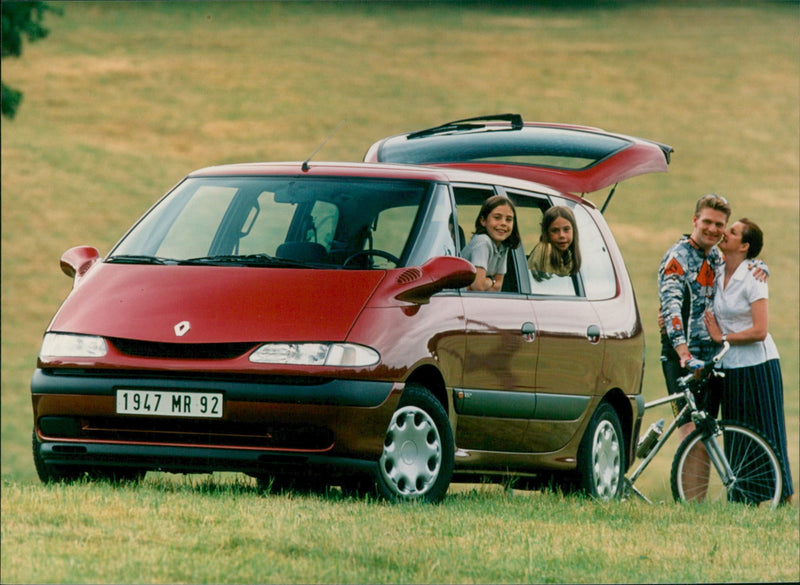 Renault Espace - Vintage Photograph